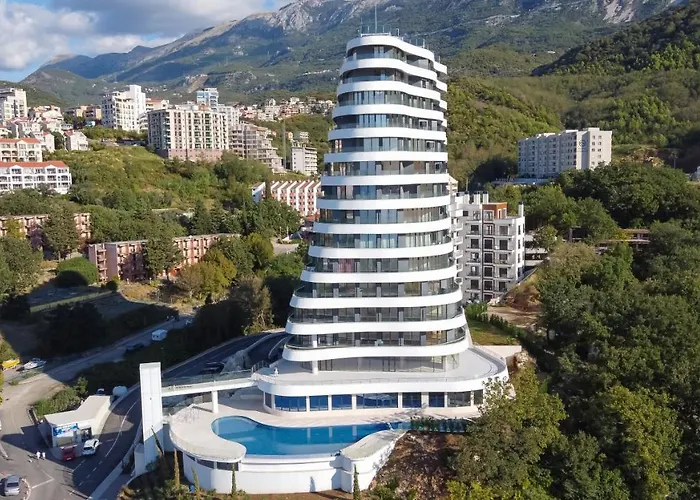 Skyline Resort